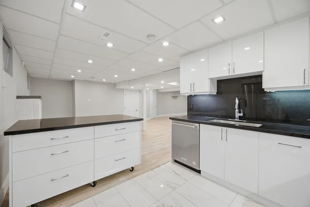 1572 Maple Ridge Drive, Mississauga - photo 42