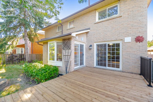 1572 Maple Ridge Drive, Mississauga - photo 47