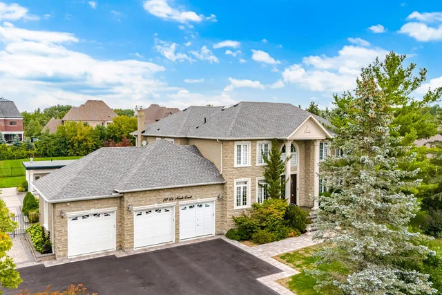 22 Di Nardo Court, King City - photo 9