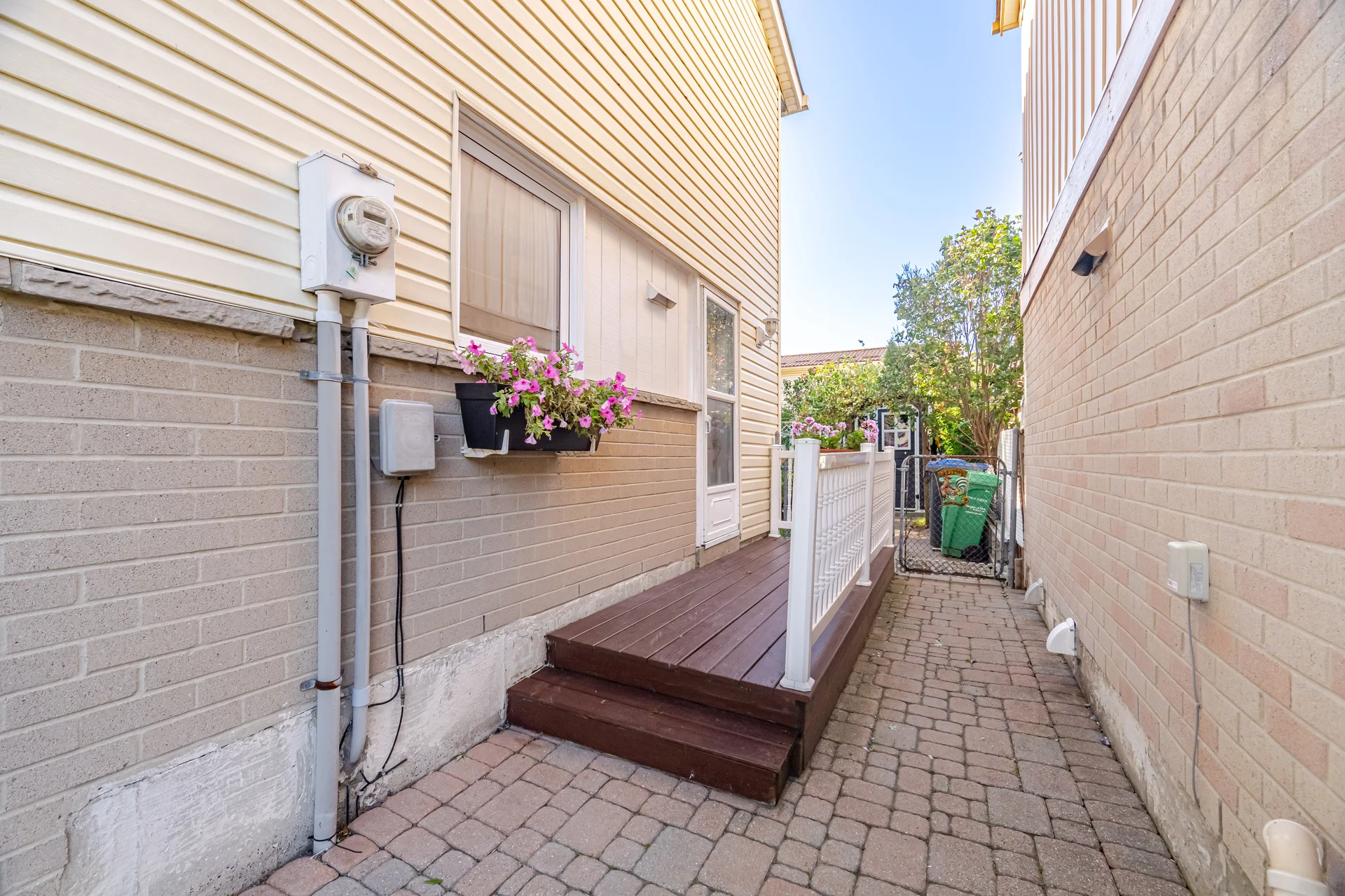 2 Grove Park Square, Brampton - photo 7