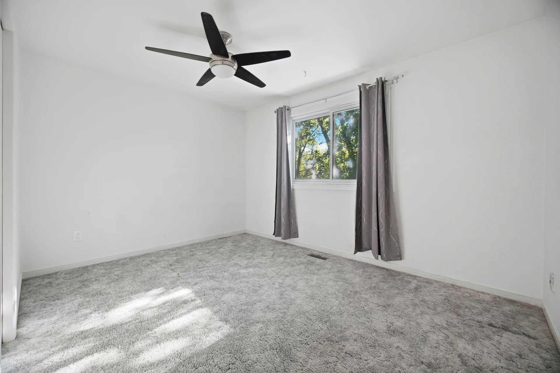 1166 Grand Boulevard, Oakville - photo 42