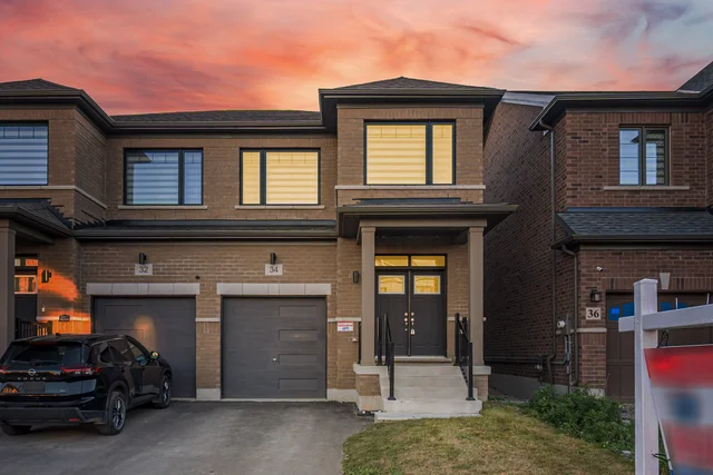 34 Lipscott Drive, Caledon