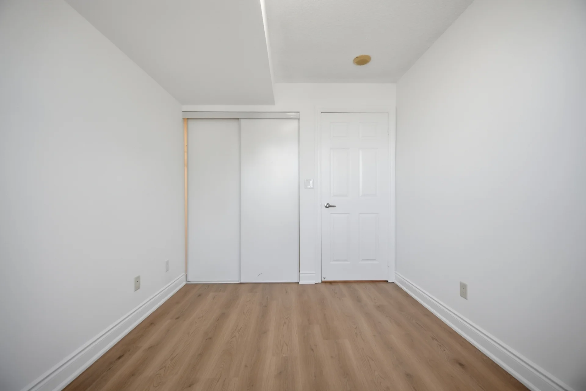 #1203-310 Burnhamthorpe Road West, Mississauga - photo 31