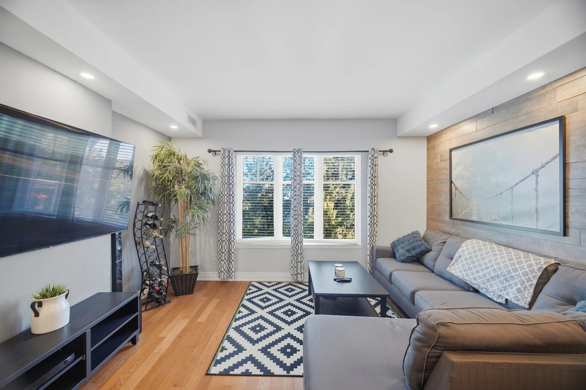 #207-10211 Keele Street, Maple - photo 12