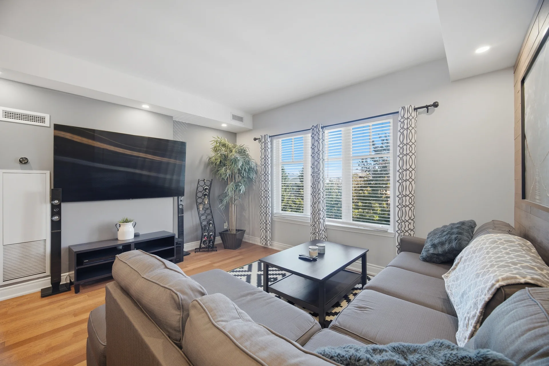 #207-10211 Keele Street, Maple - photo 13