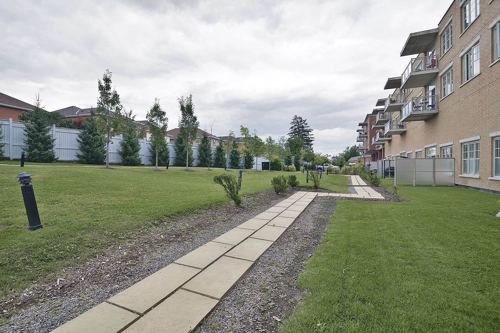 #207-10211 Keele Street, Maple - photo 36