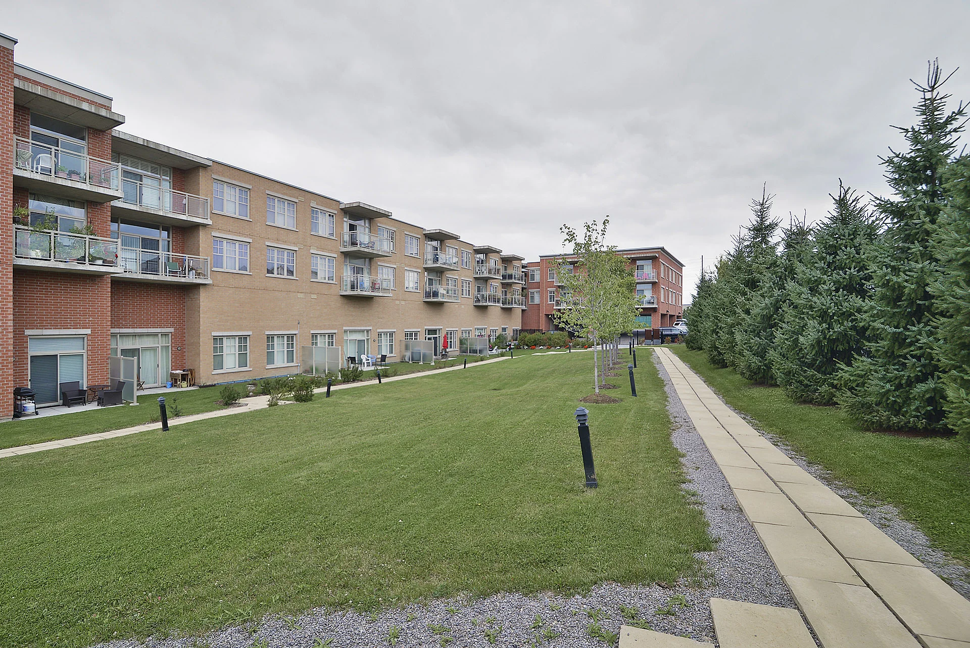 #207-10211 Keele Street, Maple - photo 39