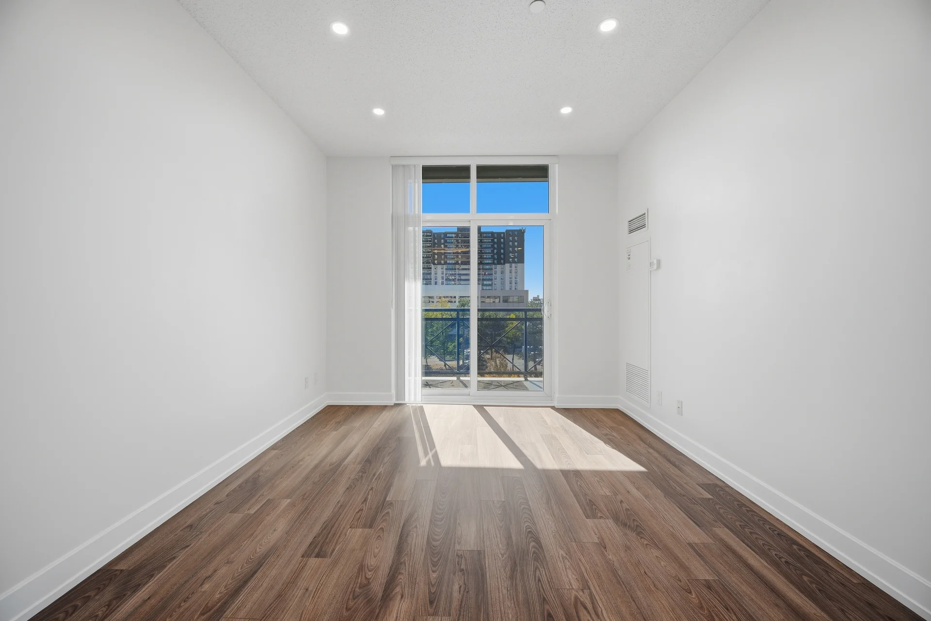 #207-6 Eva Road, Etobicoke - photo 19
