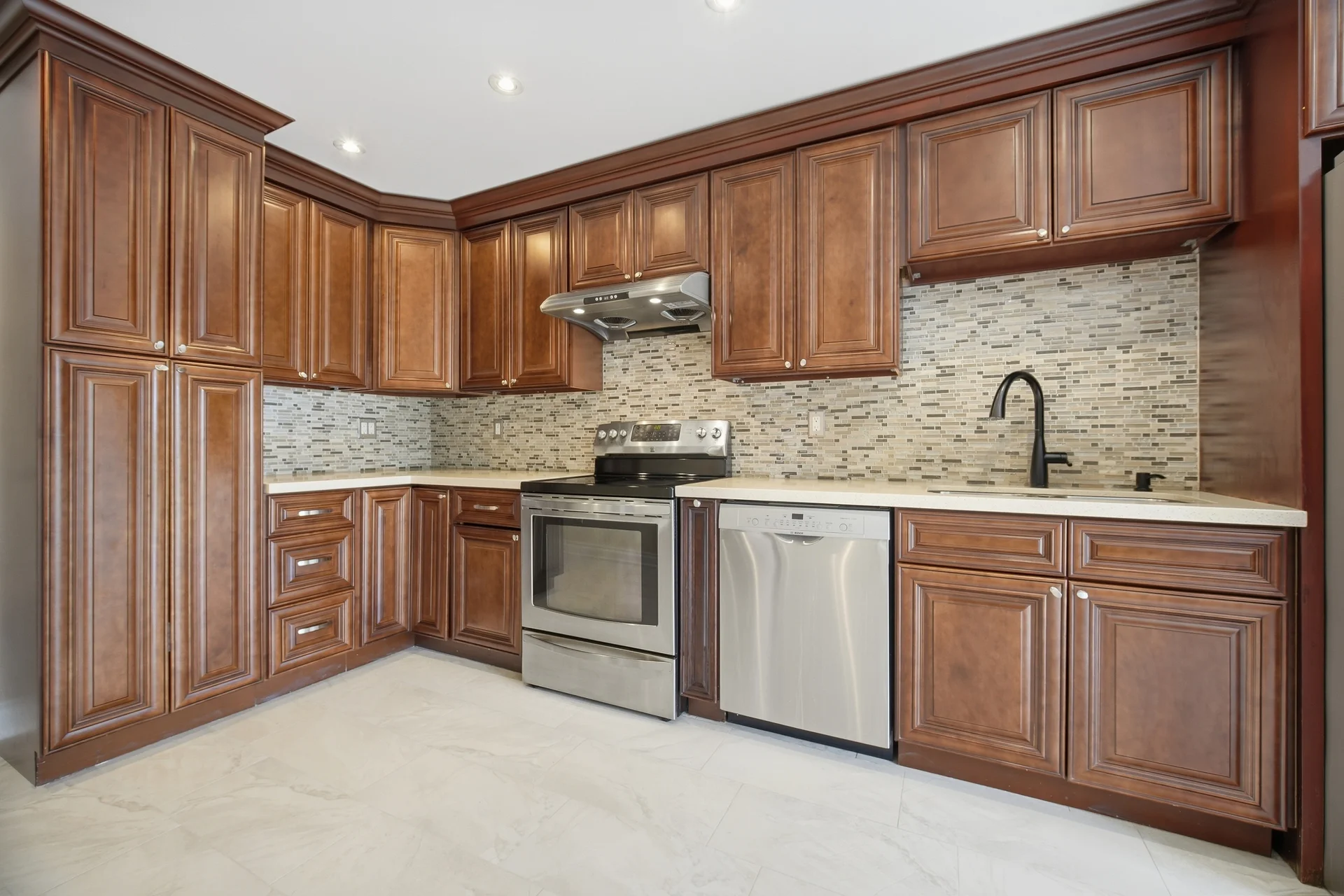 77 Arthurs Crescent, Brampton - photo 16