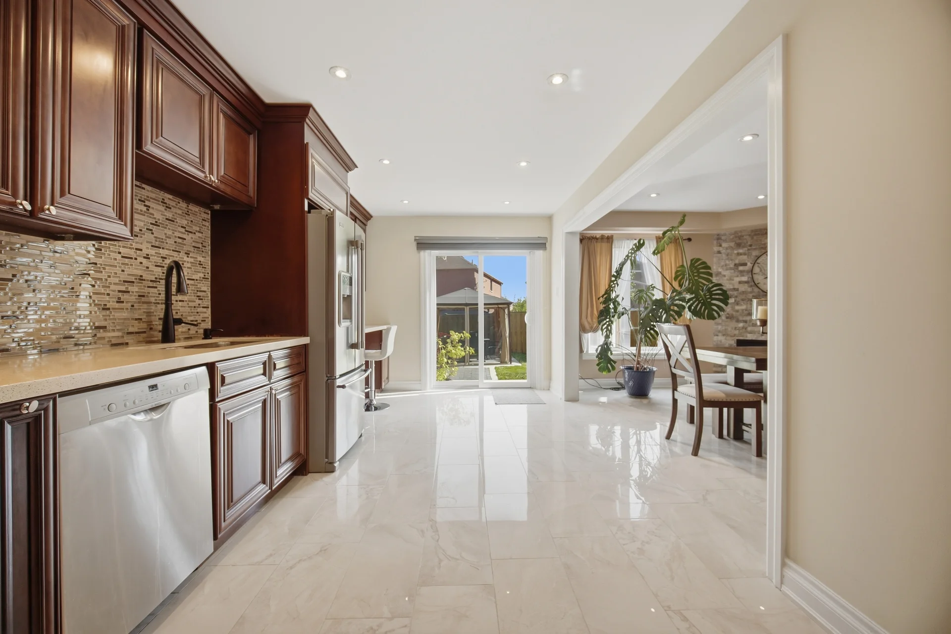 77 Arthurs Crescent, Brampton - photo 17