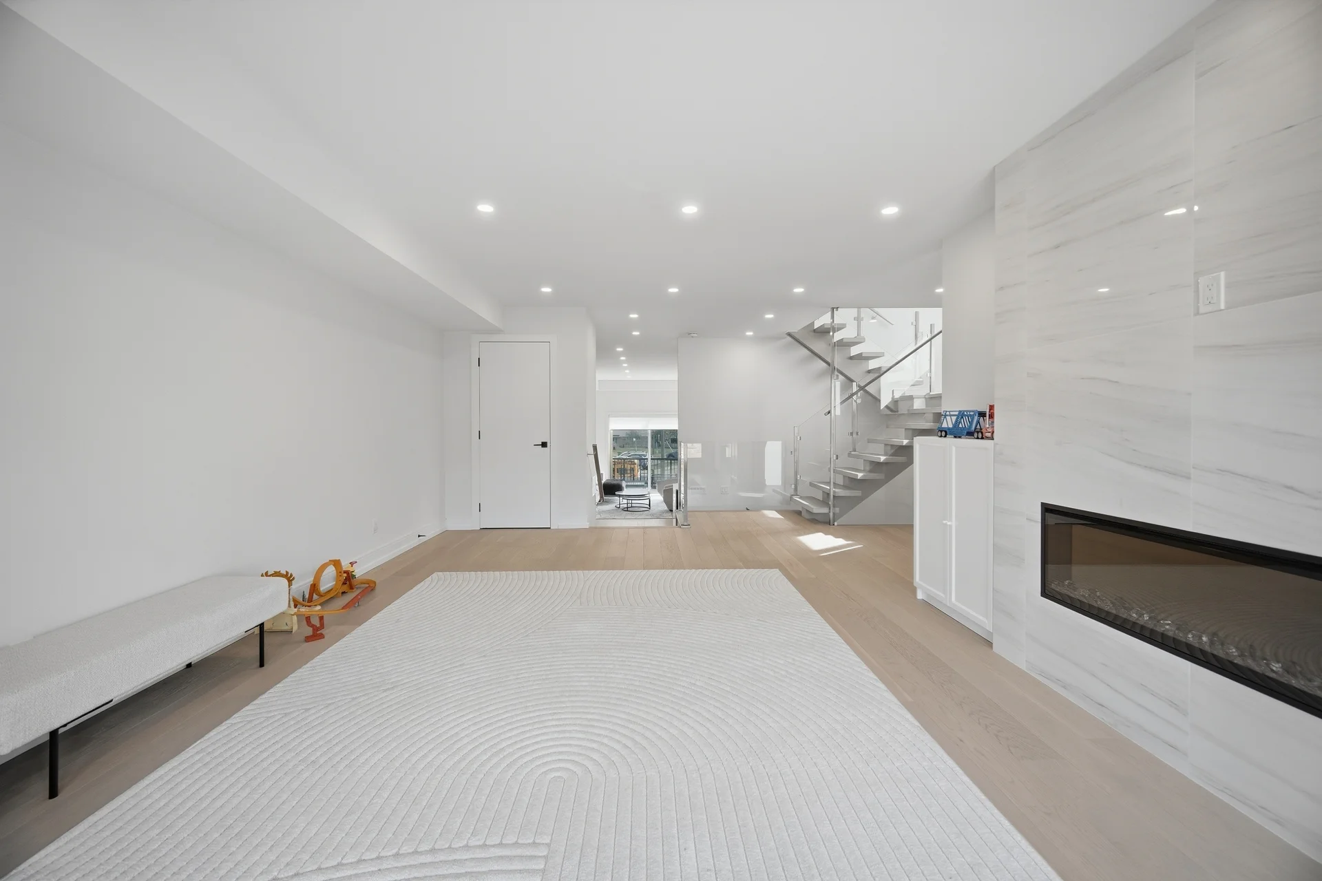 273C Ranee Avenue, North York - photo 10