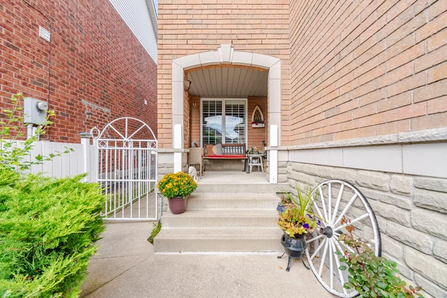 467 Stonetree Court, Mississauga - photo 7