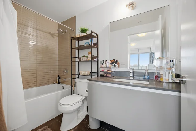 #2505-200 Bloor Street West, Toronto - photo 23