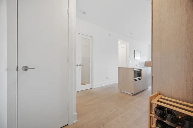#1203-200 Bloor Street West, Toronto - photo 9