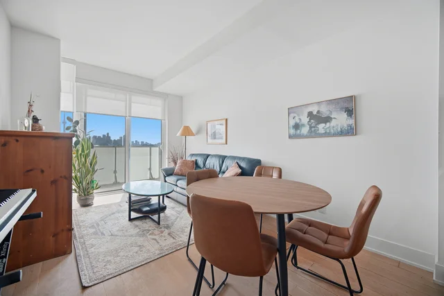 #1203-200 Bloor Street West, Toronto - photo 16
