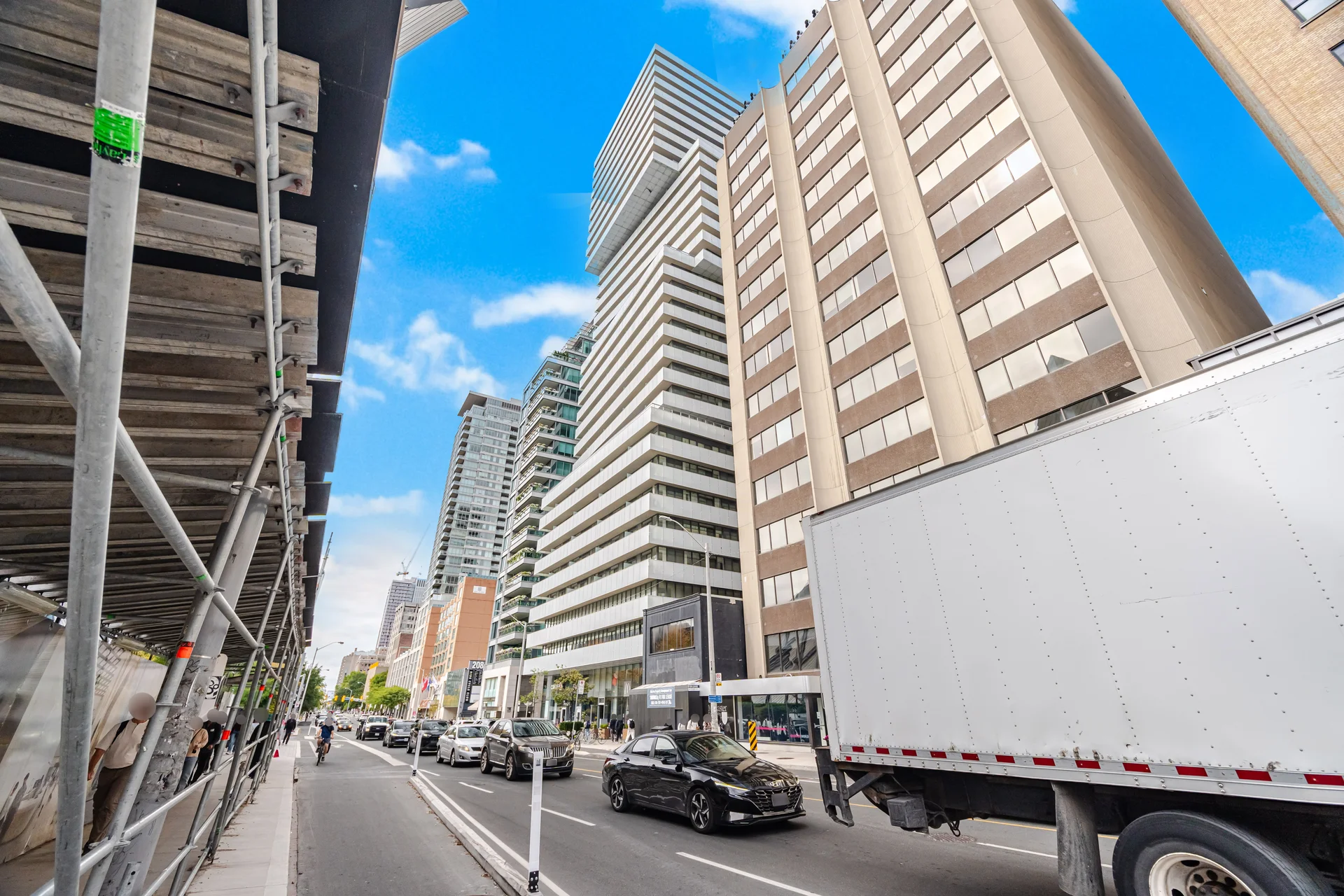 #1203-200 Bloor Street West, Toronto - photo 3