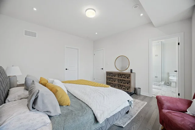 94 Settlers Road East, Oakville - photo 22
