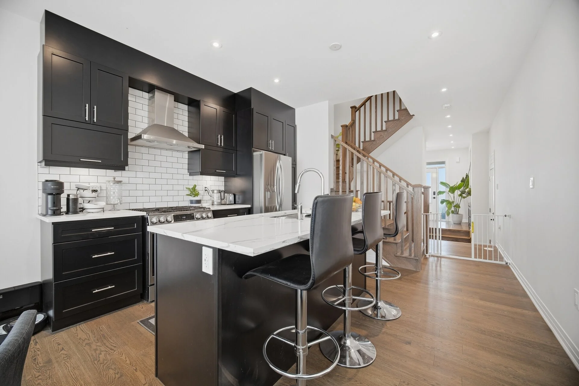 94 Settlers Road East, Oakville - photo 5