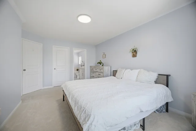 2249 Crestmont Drive, Oakville - photo 39