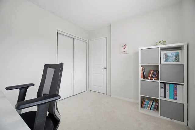 2249 Crestmont Drive, Oakville - photo 48