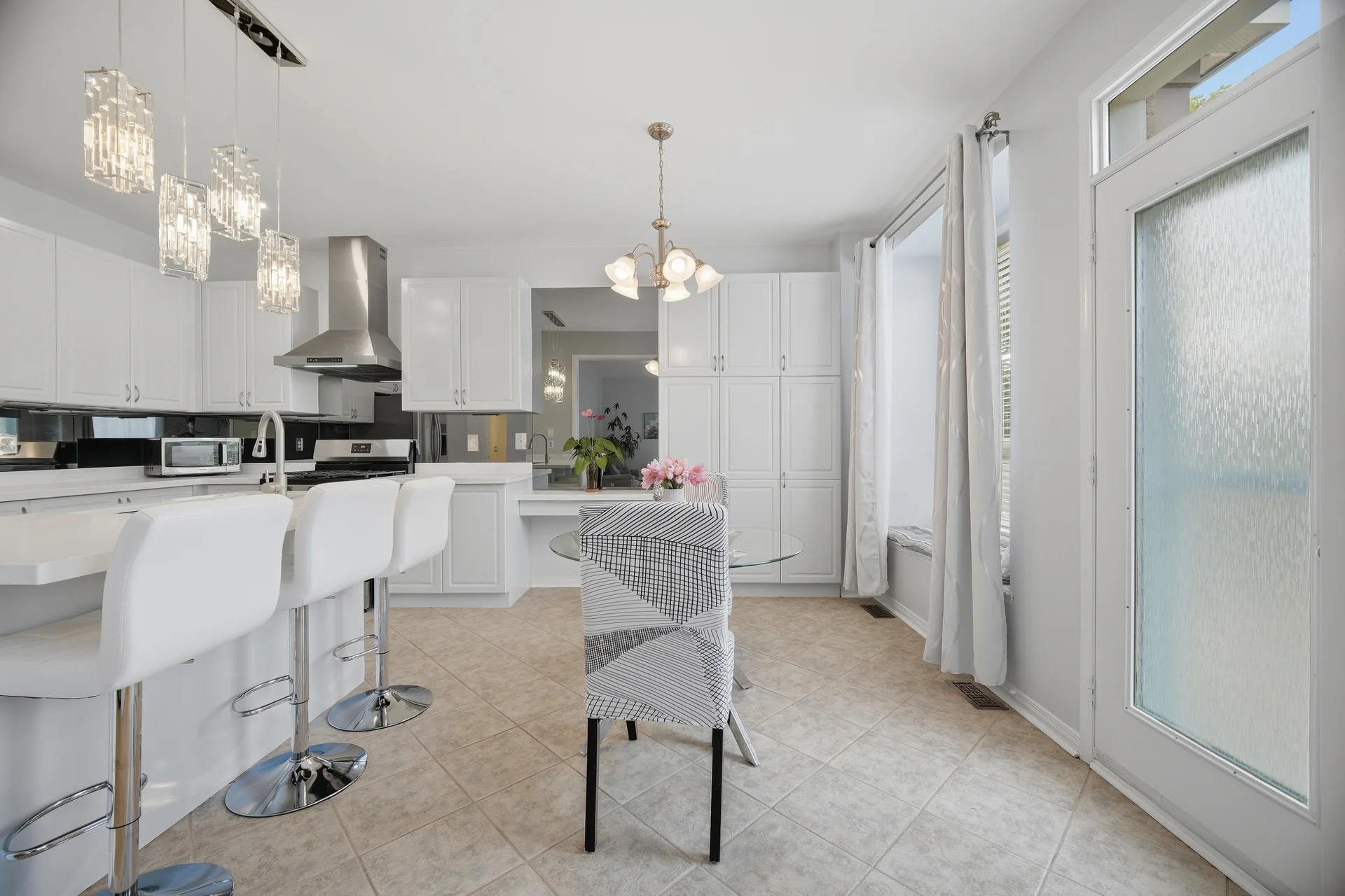 2249 Crestmont Drive, Oakville - photo 26