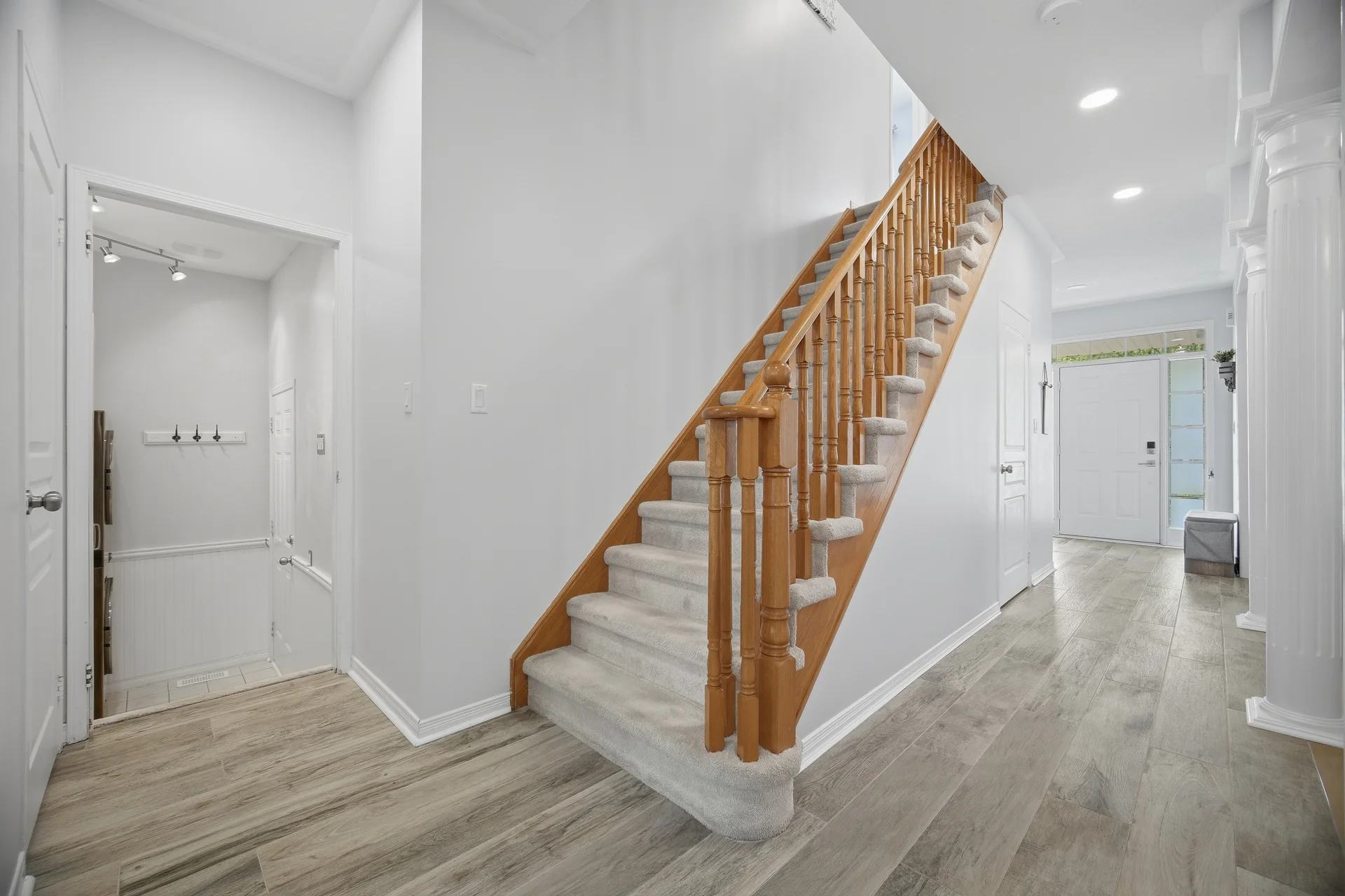 2249 Crestmont Drive, Oakville - photo 35