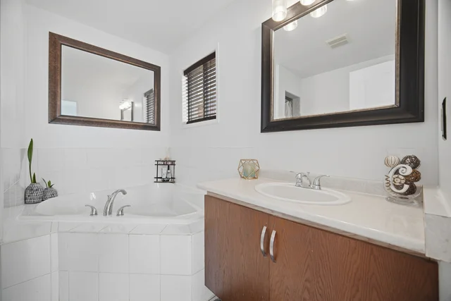 7 Secord Crescent, Brampton - photo 36
