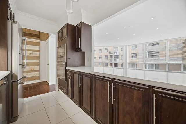 #610-82 Lombard Street, Toronto - photo 17
