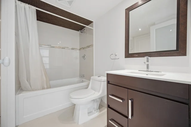 #610-82 Lombard Street, Toronto - photo 29