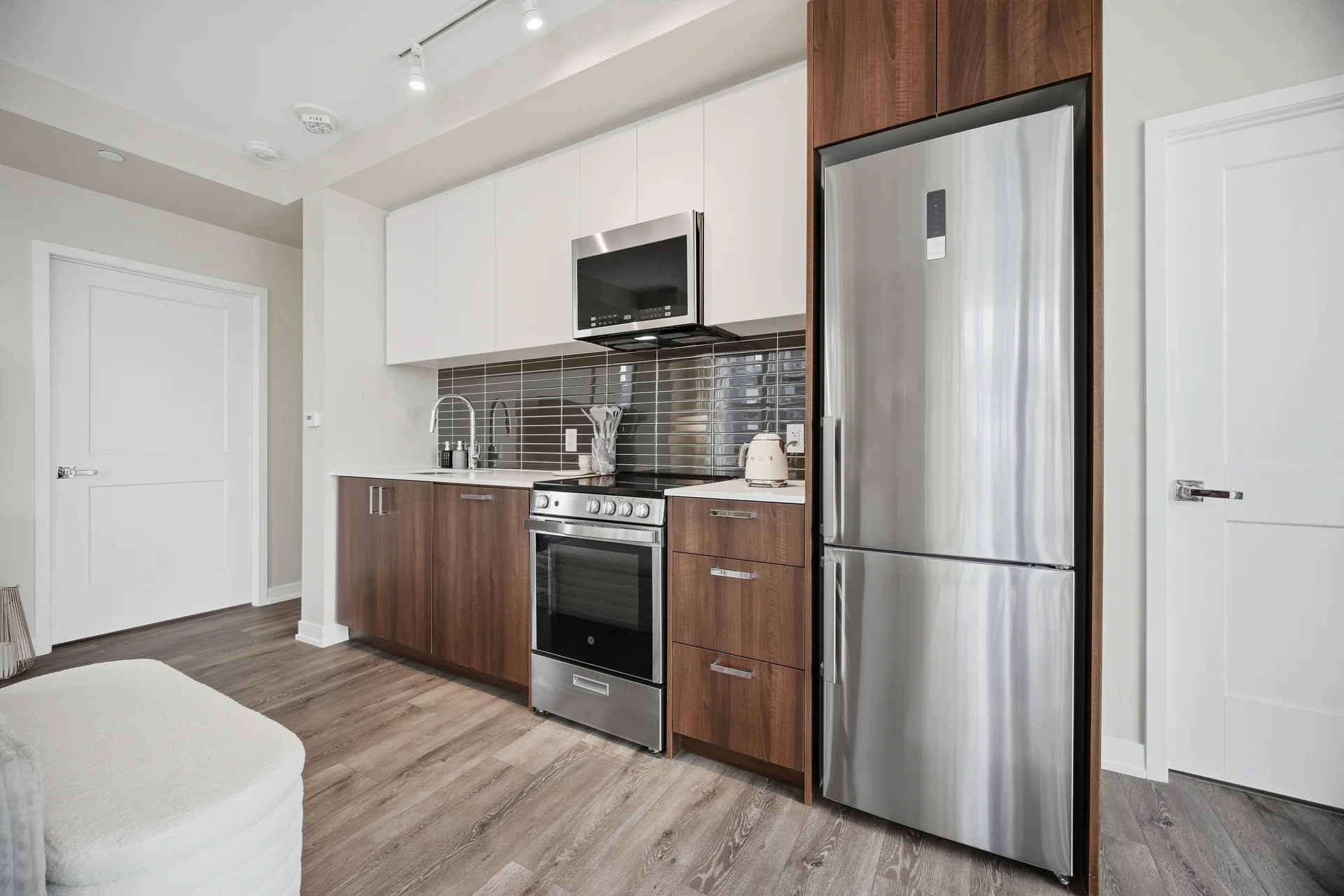 #610-1787 Saint Clair Avenue West, Toronto - photo 15