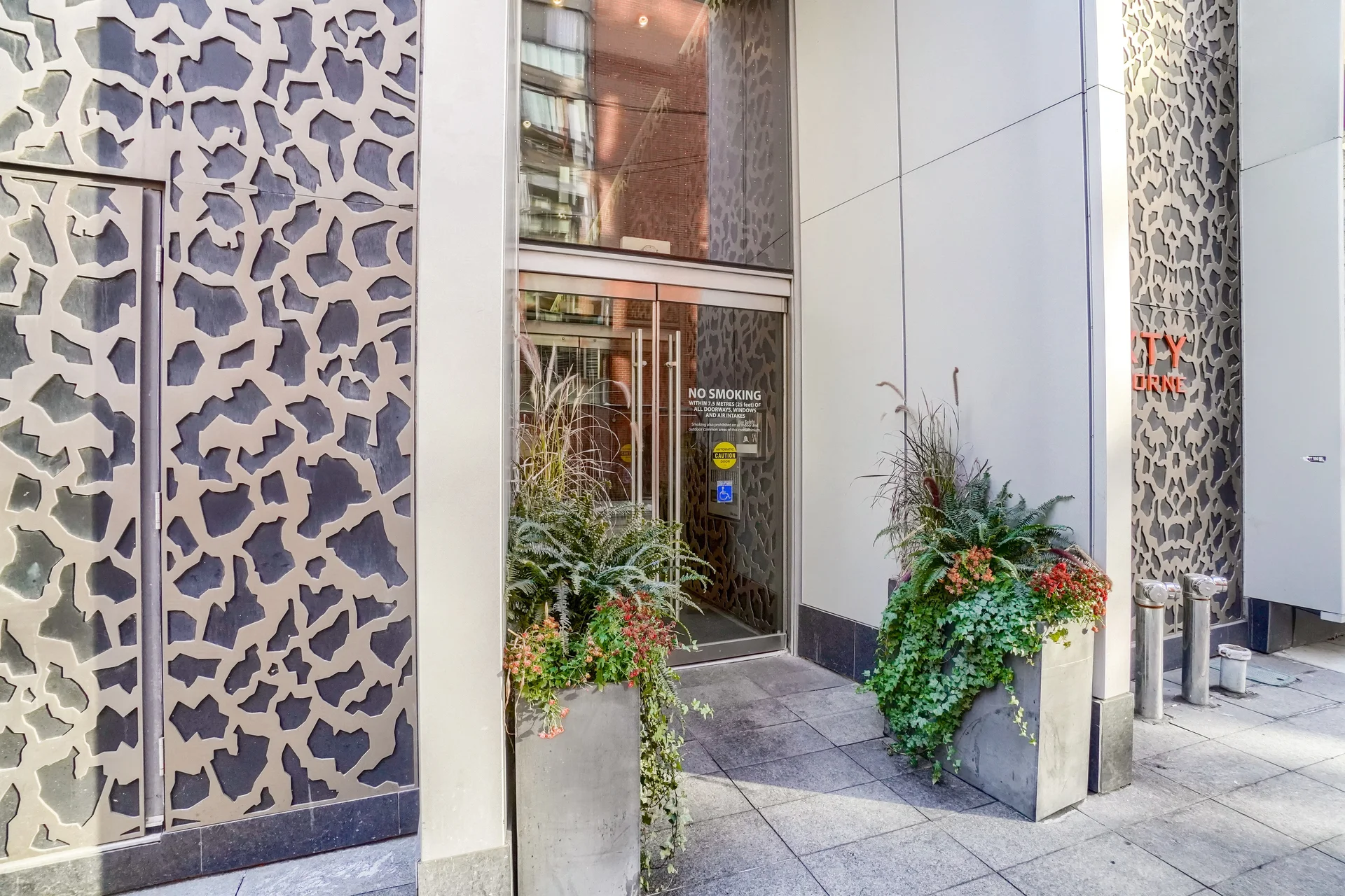 #1407-60 Colborne Street, Toronto - photo 4