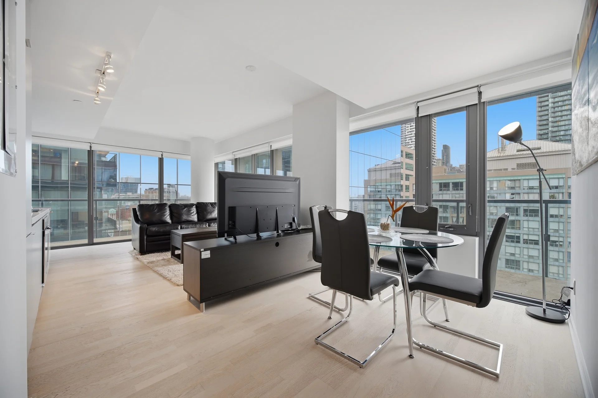 #1407-60 Colborne Street, Toronto - photo 14