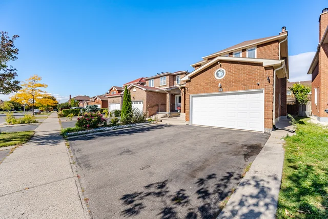 22 Faywood Drive, Brampton - photo 5