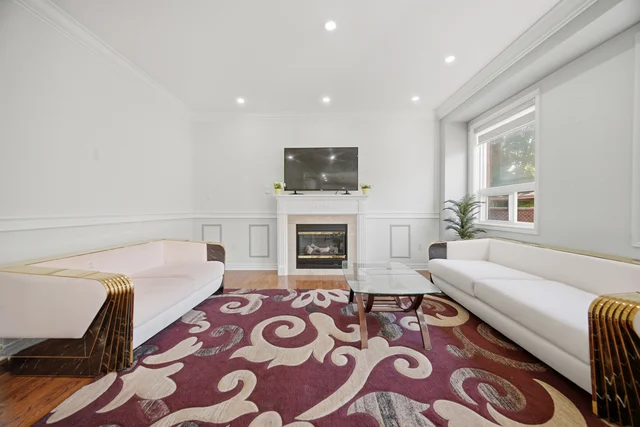 4 Castle Mountain Drive, Brampton - photo 32