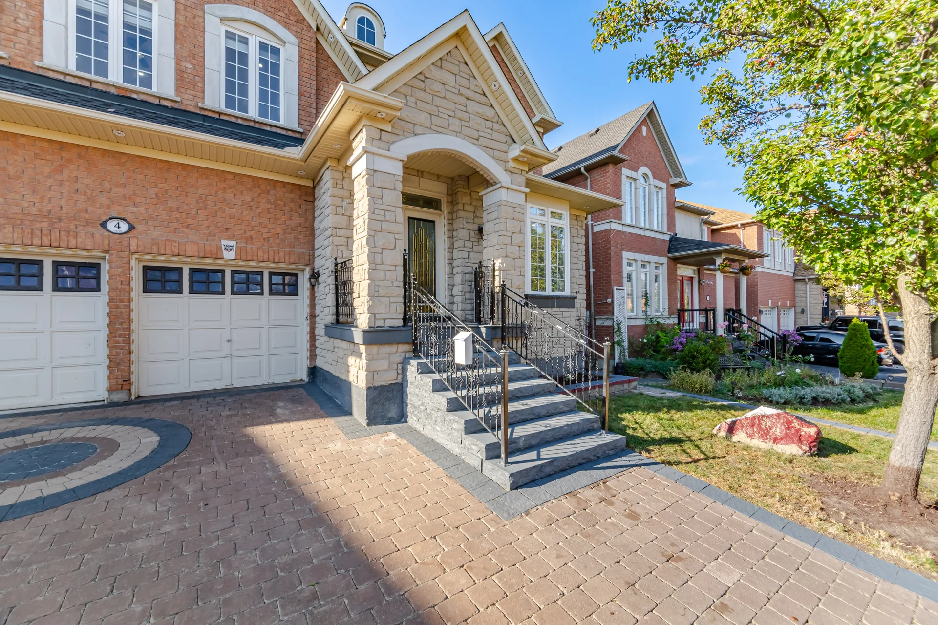 4 Castle Mountain Drive, Brampton - photo 7