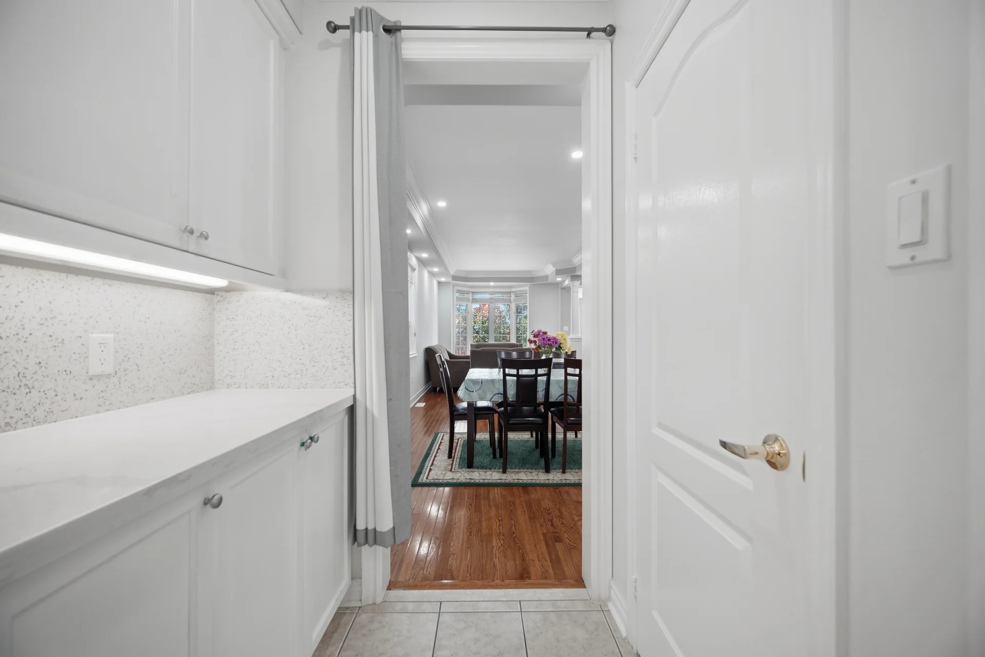 4 Castle Mountain Drive, Brampton - photo 29