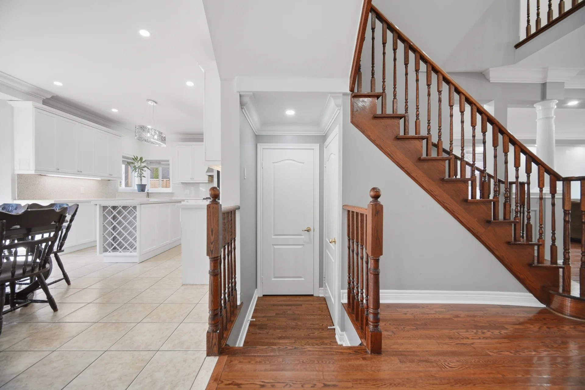 4 Castle Mountain Drive, Brampton - photo 35