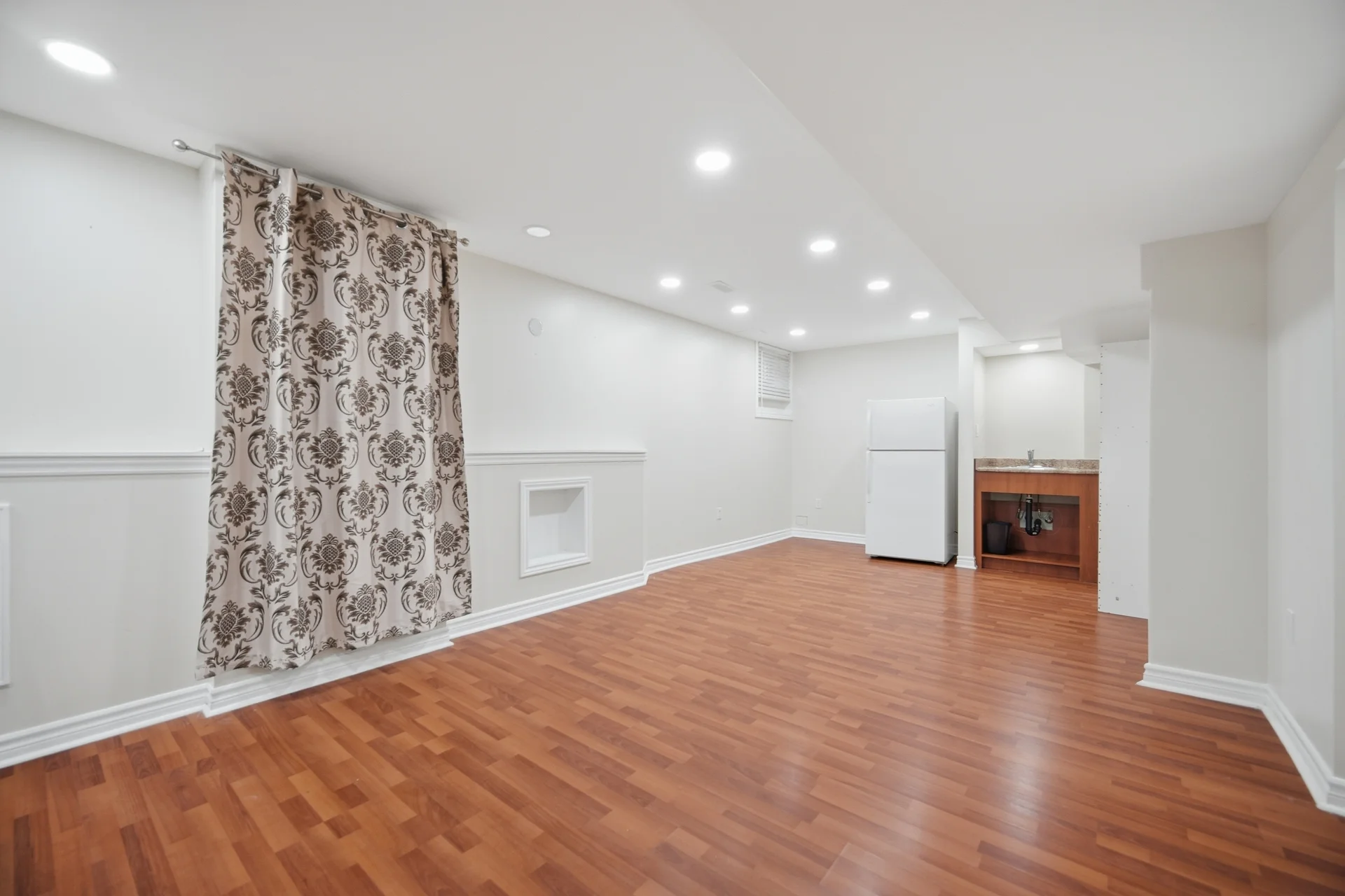 4 Castle Mountain Drive, Brampton - photo 79