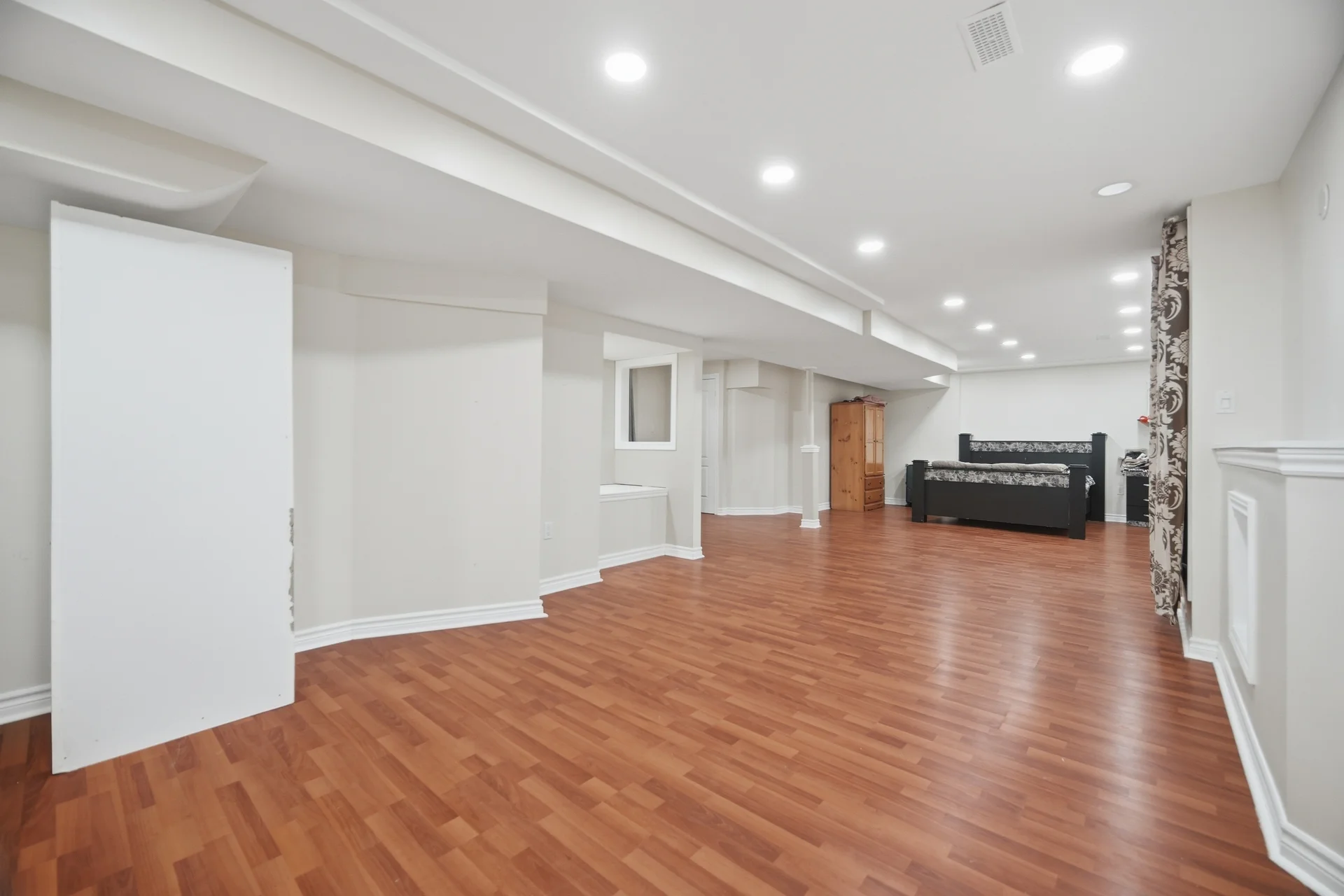 4 Castle Mountain Drive, Brampton - photo 83