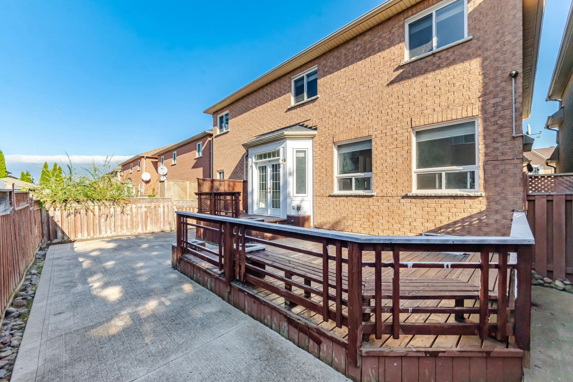 4 Castle Mountain Drive, Brampton - photo 94