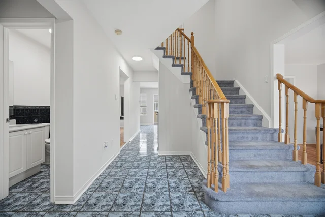 3970 Worthview Place, Mississauga - photo 11
