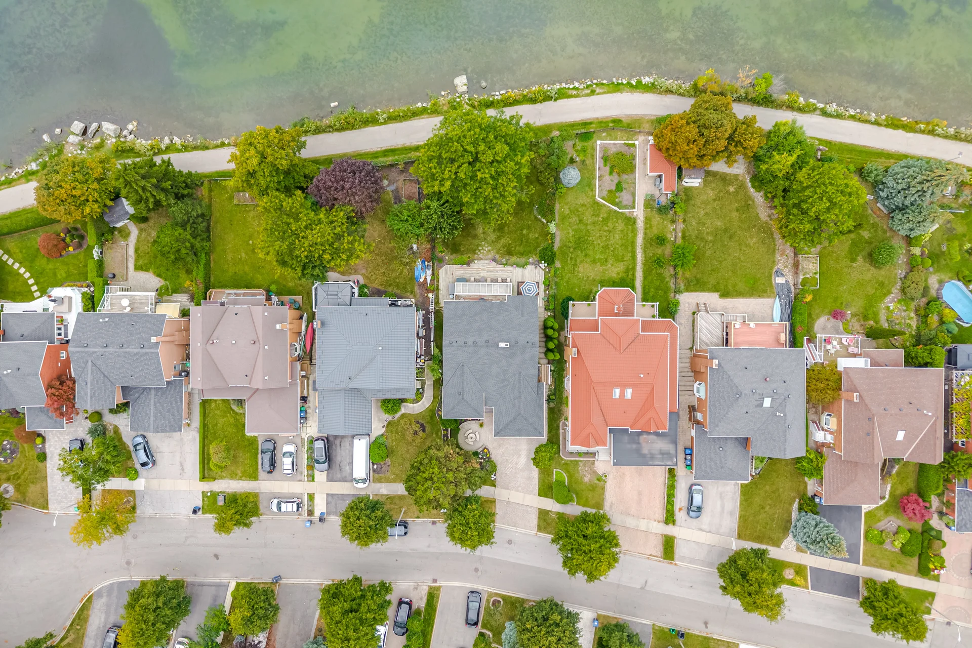 10 Piccolo Wood, Brampton - photo 2