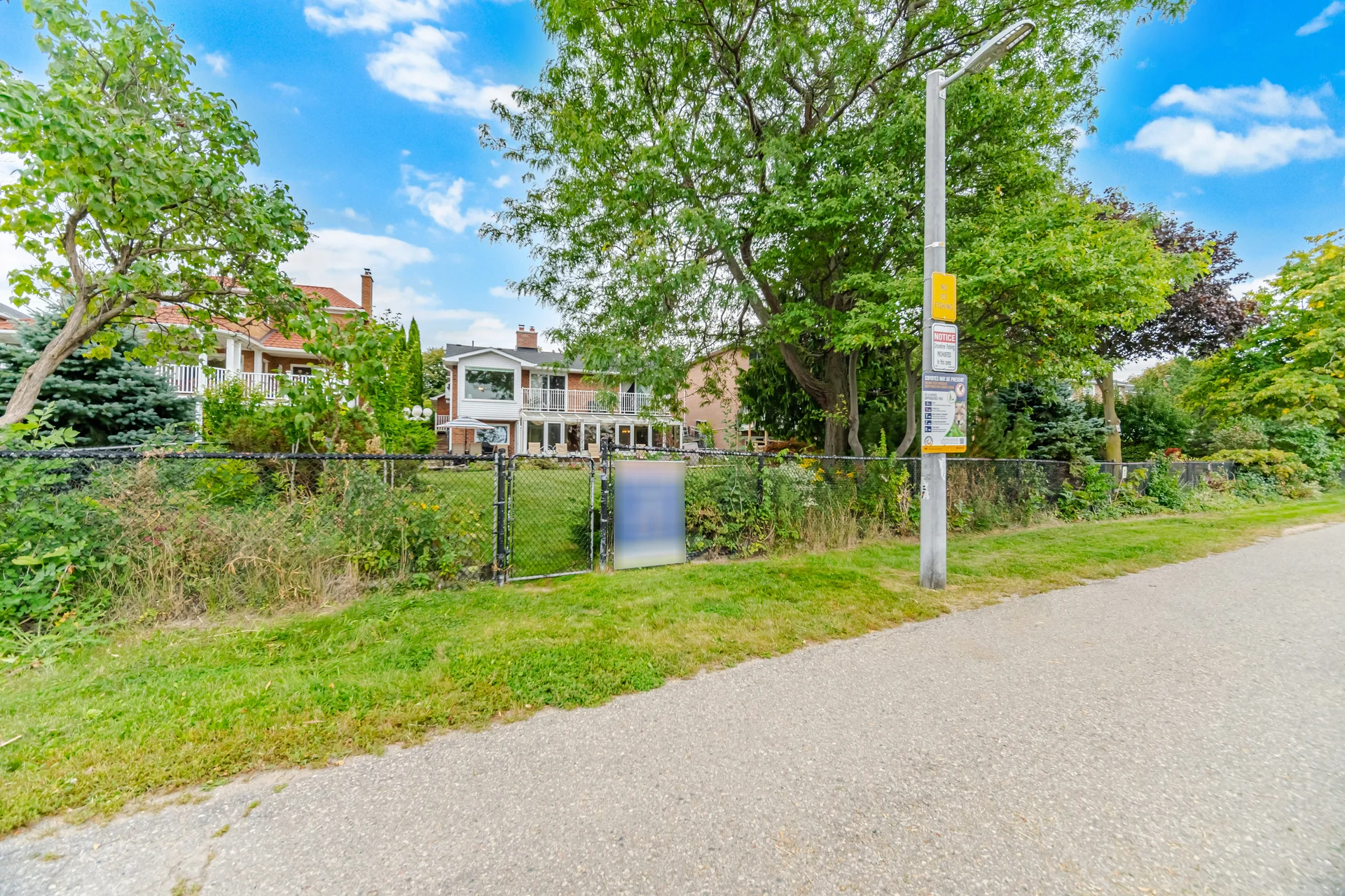 10 Piccolo Wood, Brampton - photo 92