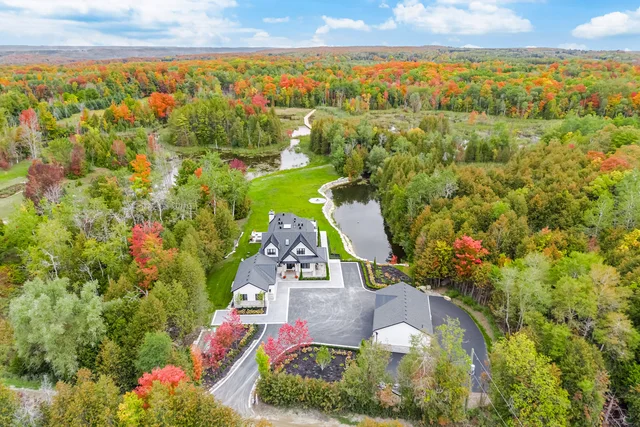16735 Shaws Creek Road, Caledon