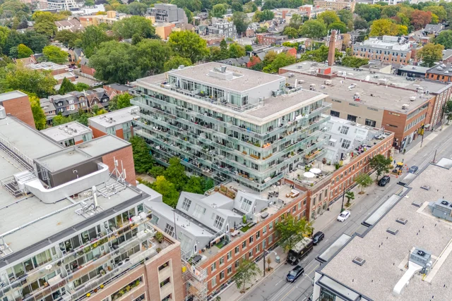 #123-201 Carlaw Avenue, Toronto - photo 2