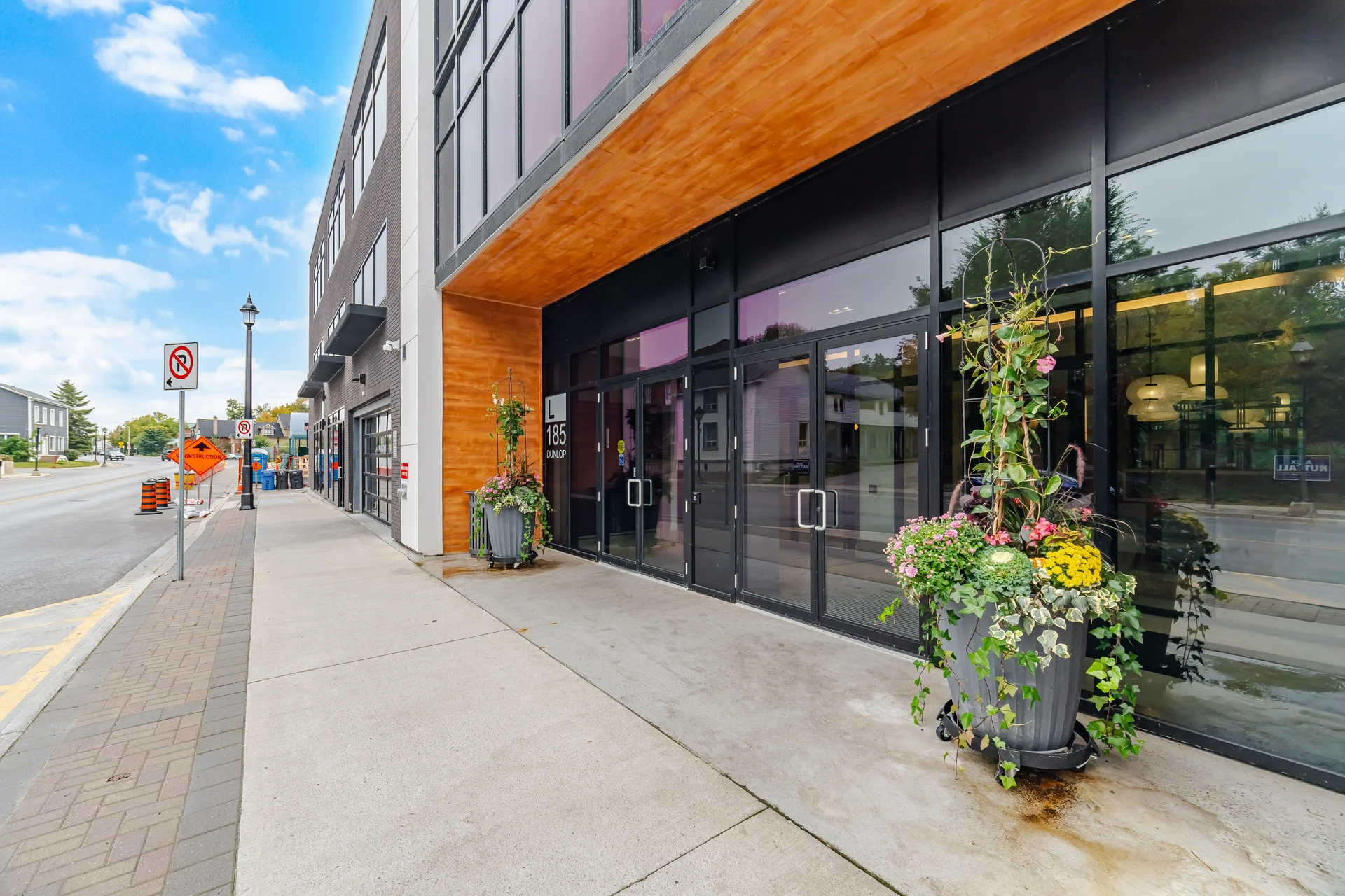 #620-185 Dunlop Street East, Barrie - photo 3