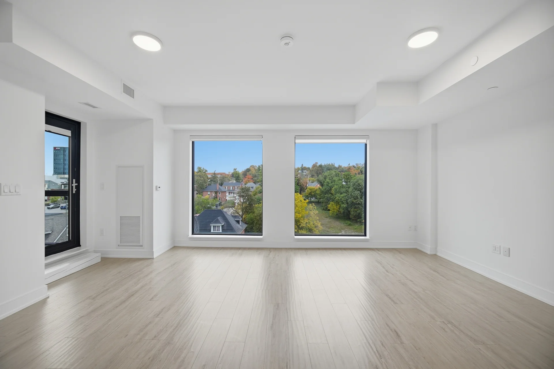 #620-185 Dunlop Street East, Barrie - photo 14