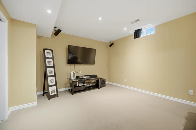 5 Billancourt Crescent, Brampton - photo 68