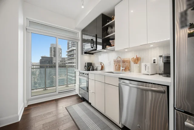#1208-33 Shore Breeze Drive, Etobicoke - photo 20