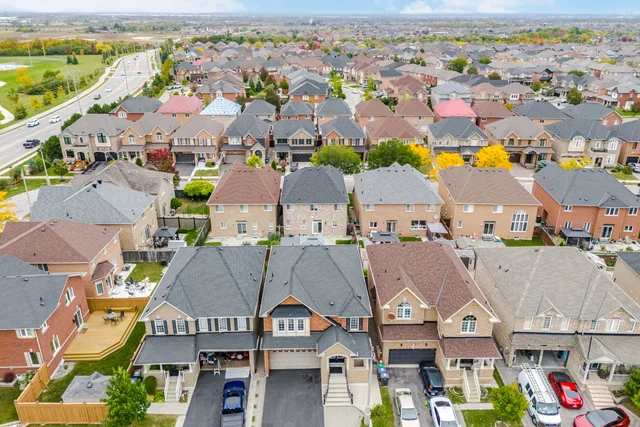 39 Hadfield Circle, Brampton